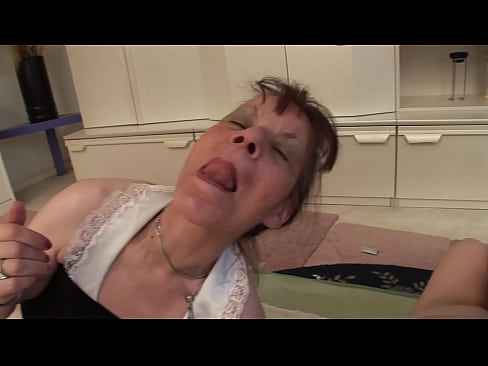 ❤️ To bestemødre og en bestefar har en trekant ❤ Hjemmelaget porno ved no.trysex.ru