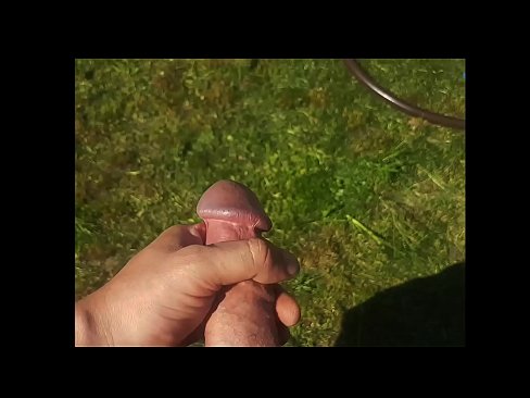 ❤️ Hot hottie får den rosa fitten hennes knullet og kommer med en sprut i en sommerhage ❤ Hjemmelaget porno ved no.trysex.ru